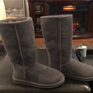 Uggs CLASSIC II TALL BOOT